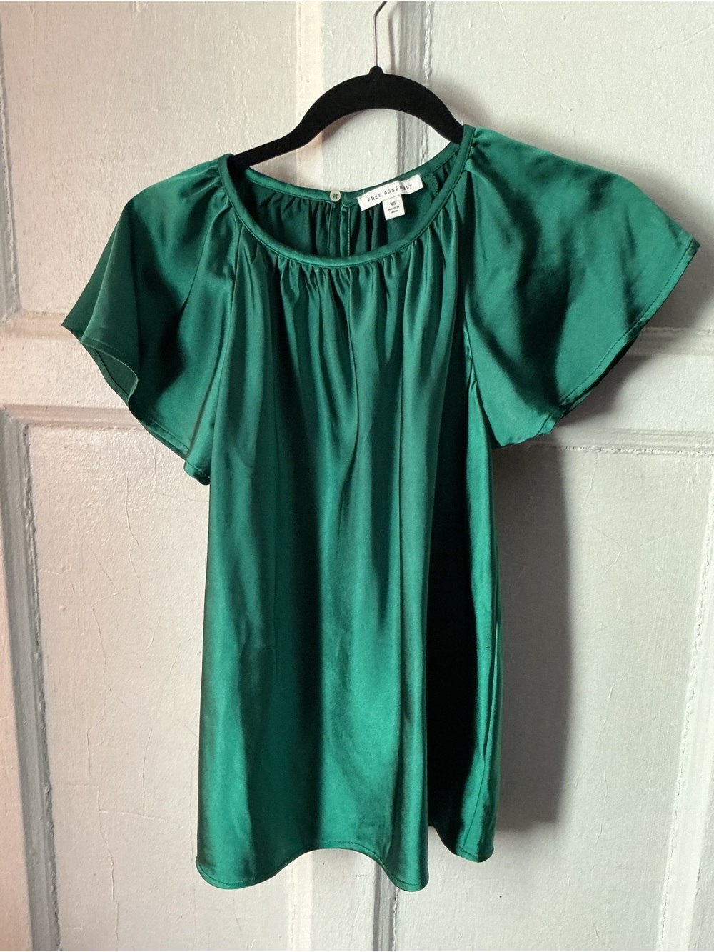 Free Assembly Deep Green Satin Scoop-Neck Flutter Sleeve Blouse